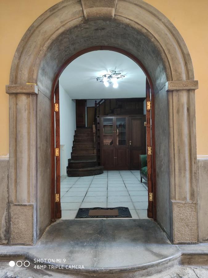 La Dimora Di Bronzo Hotel Napoli Bagian luar foto