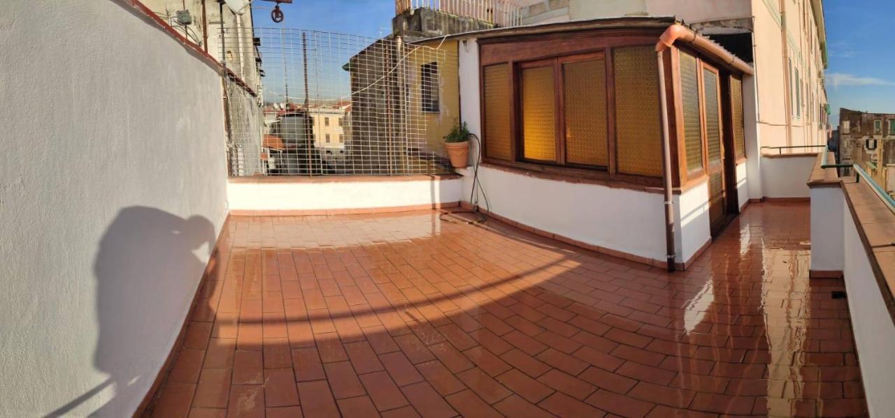 La Dimora Di Bronzo Hotel Napoli Bagian luar foto