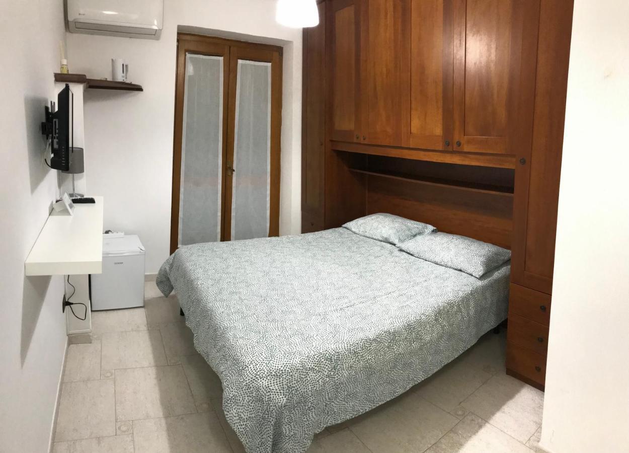 La Dimora Di Bronzo Hotel Napoli Bagian luar foto