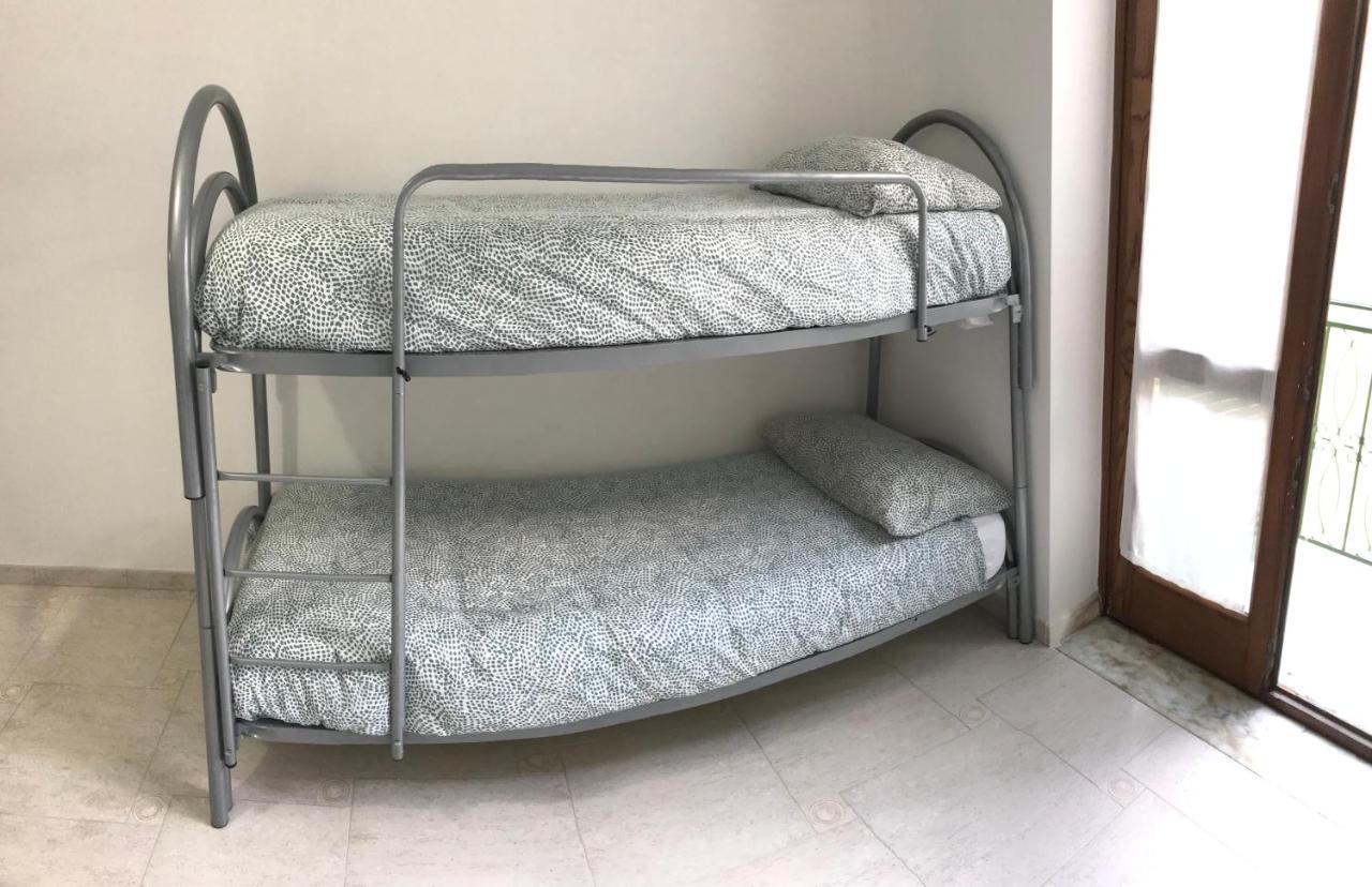 La Dimora Di Bronzo Hotel Napoli Bagian luar foto