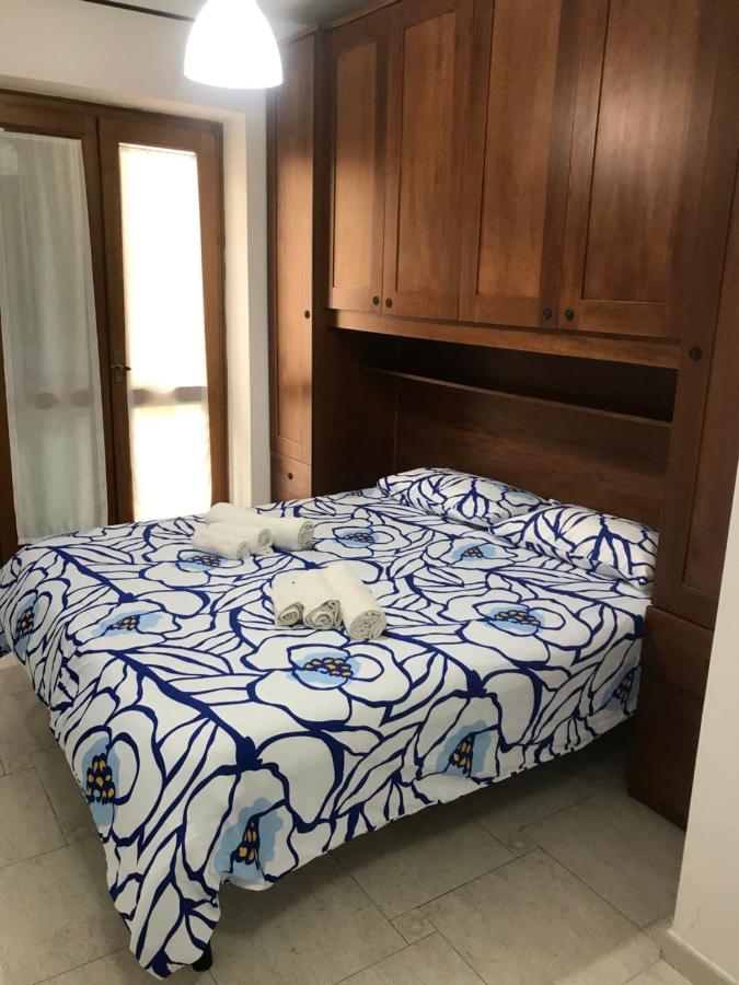 La Dimora Di Bronzo Hotel Napoli Bagian luar foto