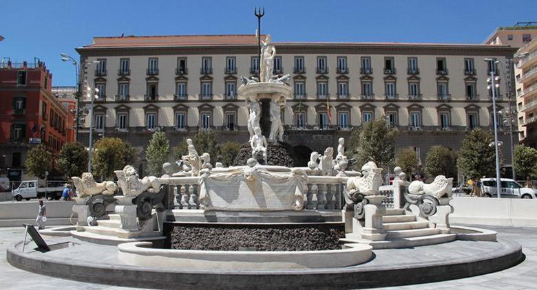 La Dimora Di Bronzo Hotel Napoli Bagian luar foto