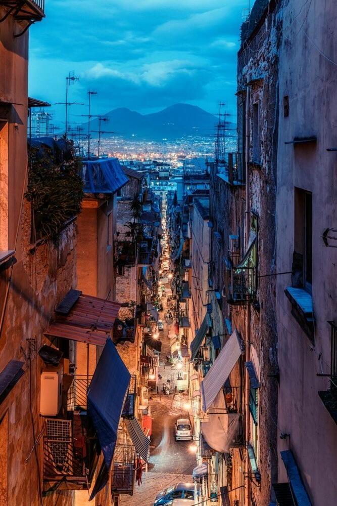 La Dimora Di Bronzo Hotel Napoli Bagian luar foto